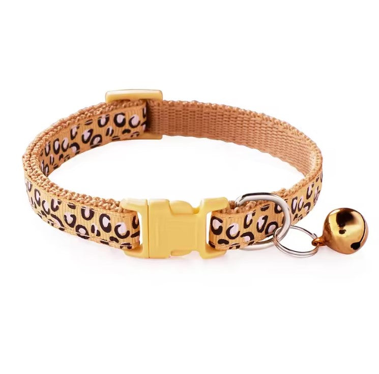 Collier pour chat à sangle réglable avec imprimé léopard et cloche