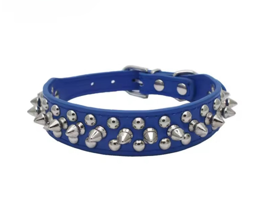Collier orné de piques métallique style punk pour animaux de compagnie