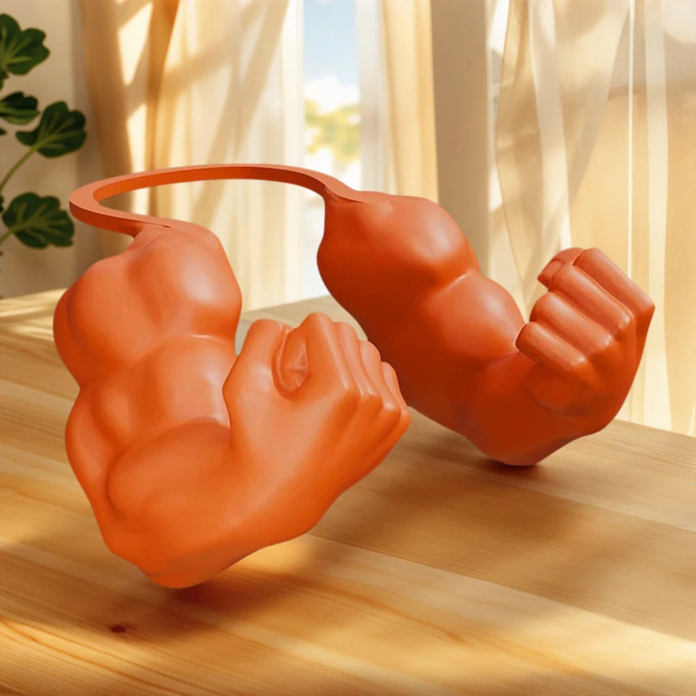 Bras musculaire imprimé en 3D. Cosplay pour chat