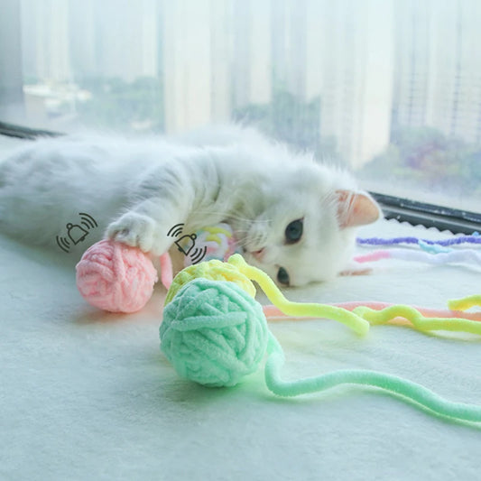 Jouets amusants pour chat MADDEN, boules de fil colorées avec son de cloches