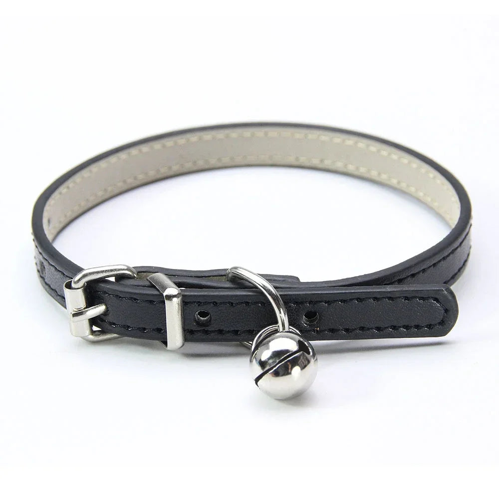 Collier  en cuir Pu pour chat avec clochette