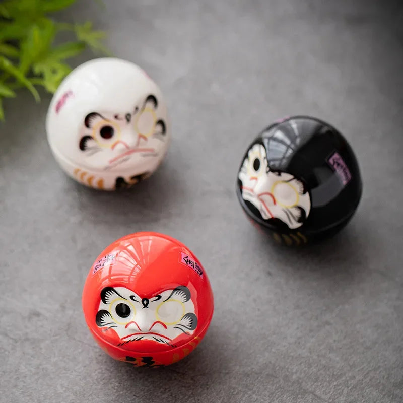 Poupée japonaise Daruma – artisanat japonais en céramique