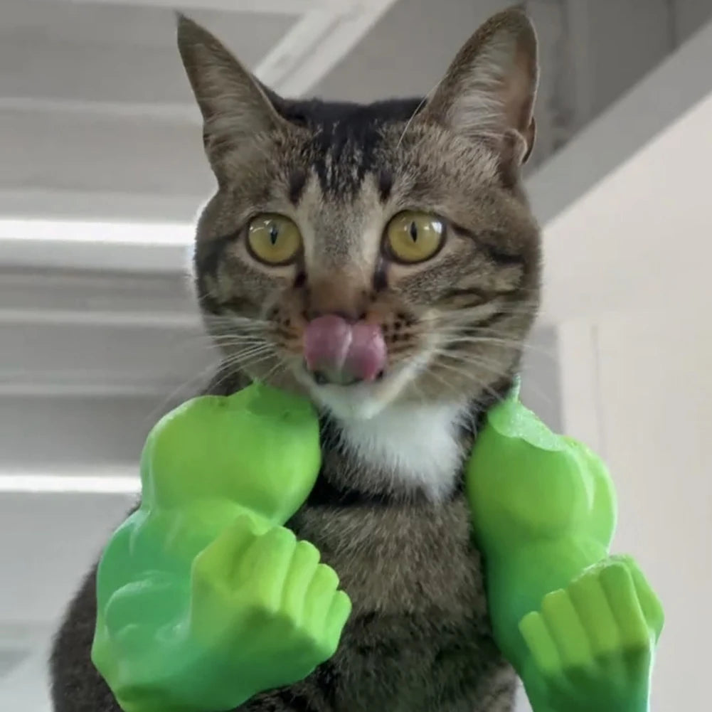 Bras musculaire imprimé en 3D. Cosplay pour chat