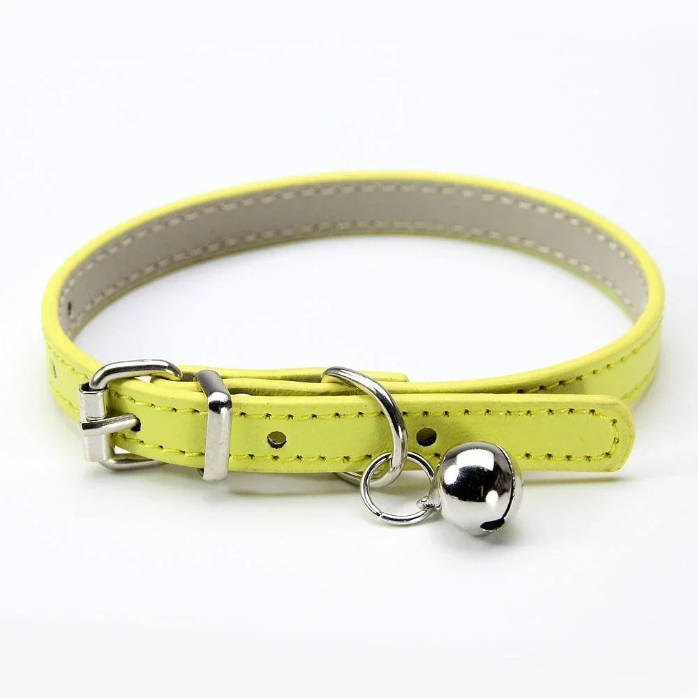Collier  en cuir Pu pour chat avec clochette