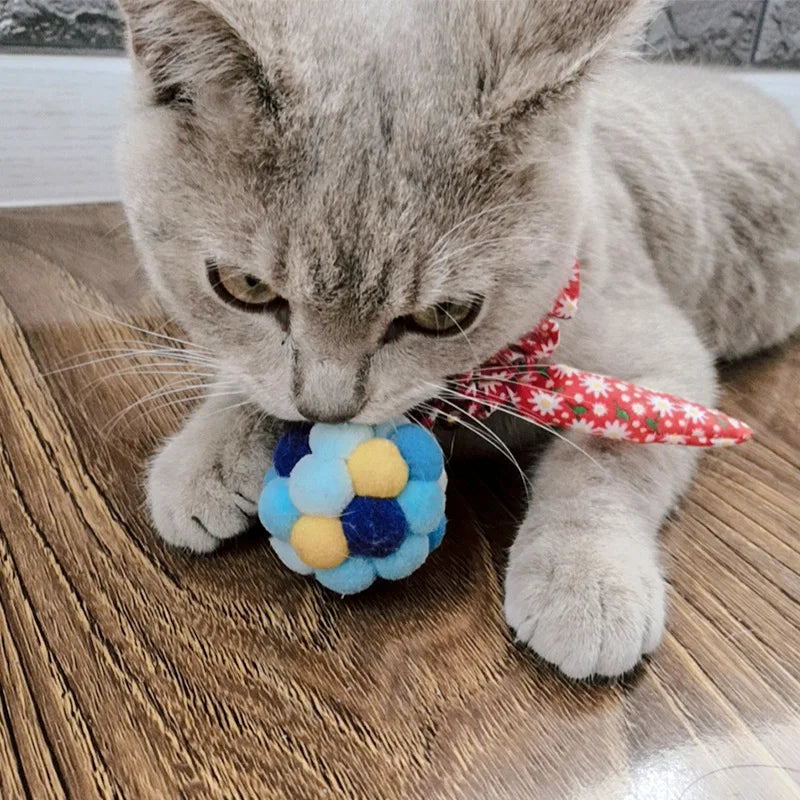 Balle multi-boule en peluche pour chat